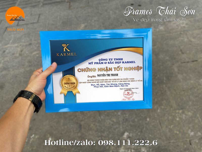 Khung bằng chứng nhận bản 3cm cơ bản màu xanh tươi sáng