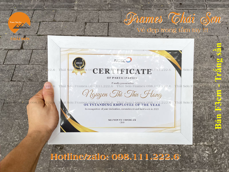 mau-khung-bang-khen-ban-f3cm-mau-trang-san-ngang-1_1