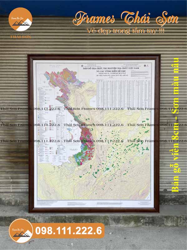 Mẫu khung tranh bản đồ khổ 160x220cm với viền gỗ 8cm sơn màu nâu