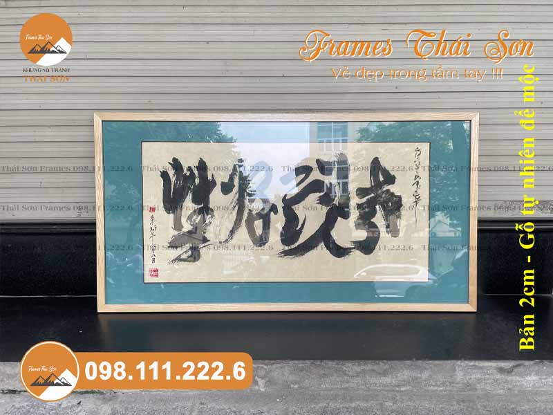 Mẫu khung tranh chữ khổ 50x100cm viền gỗ 2cm để màu mộc
