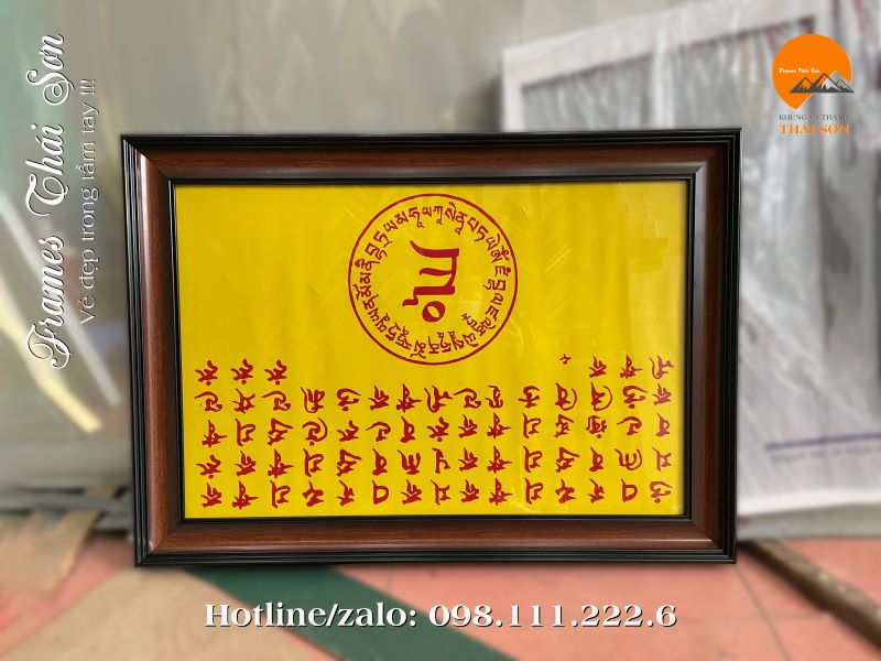  Mẫu khung tranh phật giáo Thangka Tây Tạng bản viền 6cm màu nâu đen khổ 40 x 50cm
