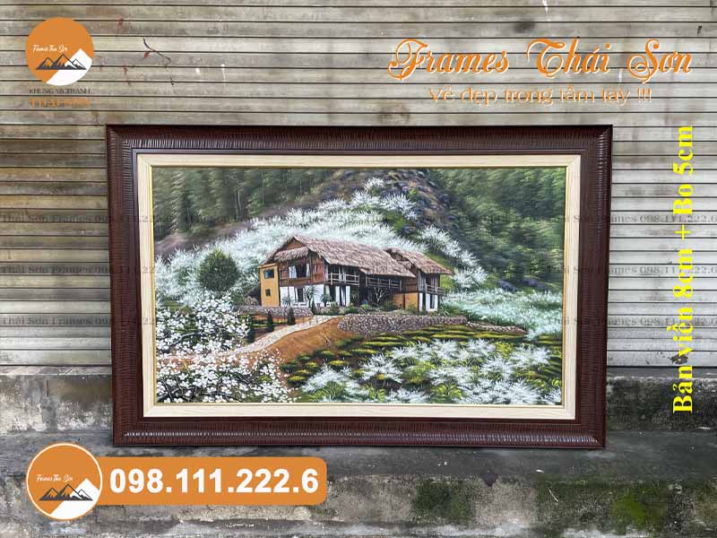 Mẫu khung tranh sơn dầu khổ 70x120cm viền 8cm màu nâu bo 5cm