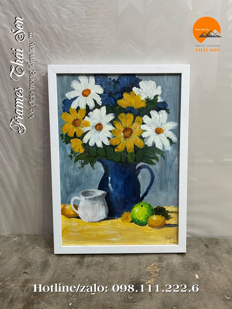 Mẫu khung tranh sơn dầu hoa cúc khổ A4 bản khung 2cm màu trắng vân