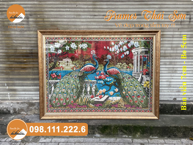 Mẫu khung tranh thảm khổ 120x150cm bản viền 7cm với bo 5cm